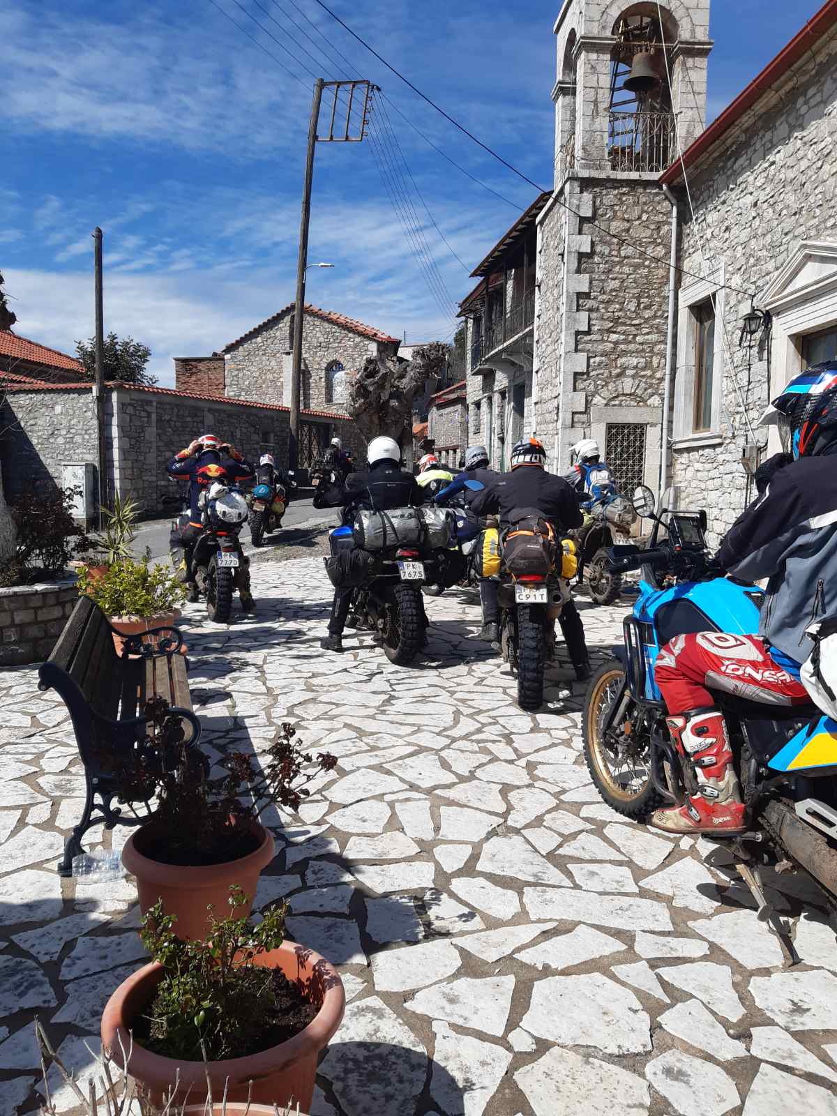 MOTO 01